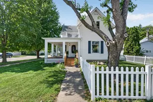 105 N Main St, Seneca, IL 61360 - Photo 3