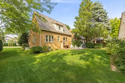 303 Hillside Avenue, Glen Ellyn, IL 60137 - Photo 27