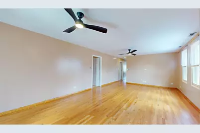 5242 W Roscoe Street #2, Chicago, IL 60641 - Photo 3