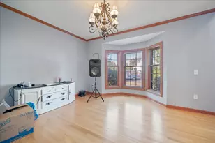 1084 Redwood Dr, Yorkville, IL 60560 - Photo 5