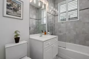 2917 N Damen Ave, Chicago, IL 60618 - Photo 23