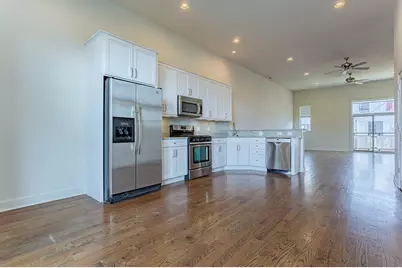 2100 Greenwood Street #107, Evanston, IL 60201 - Photo 7