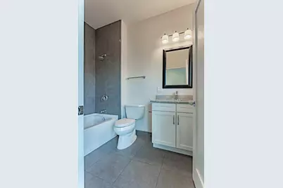 2100 Greenwood Street #107, Evanston, IL 60201 - Photo 19