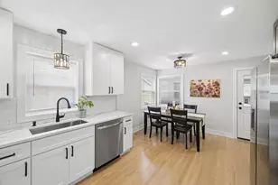 5318 S Narragansett Ave, Chicago, IL 60638 - Photo 7