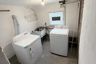 8322 S Burnham Ave, Chicago, IL 60617 - Photo 13