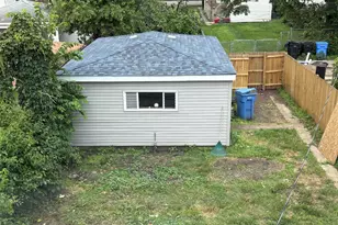 7832 S Vernon Ave, Chicago, IL 60619 - Photo 21