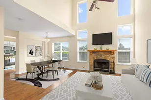 1187 Windham Ln, Elk Grove Village, IL 60007 - Photo 7