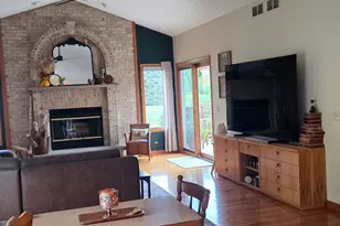8404 Squirrel Dr, Spring Grove, IL 60081 - Photo 7
