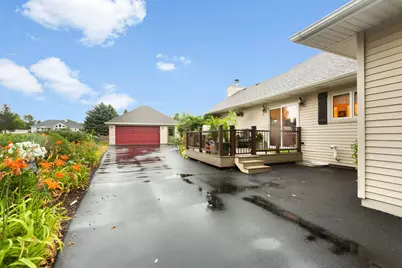 8404 Squirrel Drive, Spring Grove, IL 60081 - Photo 27