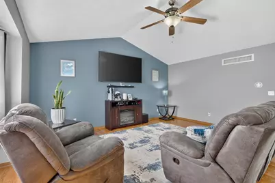 3958 Biltmore Chase, Rockford, IL 61109 - Photo 5