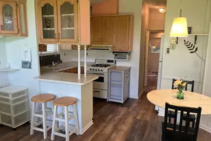 1009 Bay Rd, McHenry, IL 60051 - Photo 7