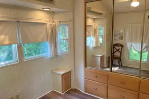 1009 Bay Rd, McHenry, IL 60051 - Photo 11
