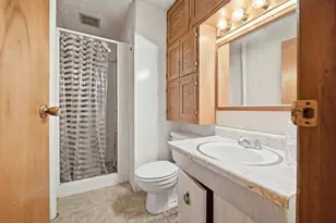 1021 Myrtle Ave, Dixon, IL 61021 - Photo 17