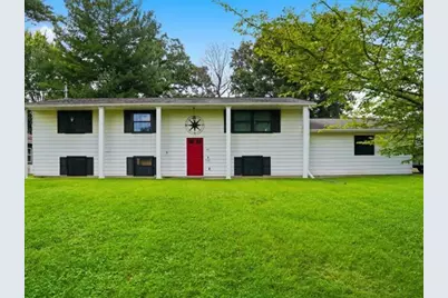 1021 Myrtle Avenue, Dixon, IL 61021 - Photo 1