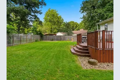 1021 Myrtle Avenue, Dixon, IL 61021 - Photo 5