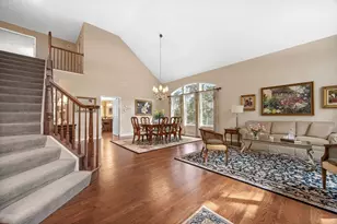1657 Hickory Dr, Hoffman Estates, IL 60192 - Photo 13