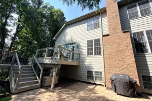1657 Hickory Dr, Hoffman Estates, IL 60192 - Photo 49