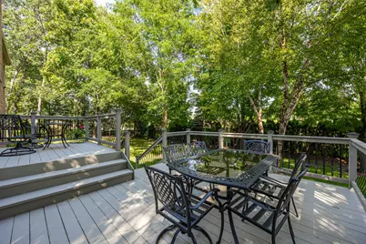 1657 Hickory Drive, Hoffman Estates, IL 60192 - Photo 51
