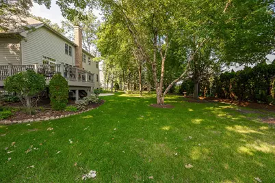 1657 Hickory Drive, Hoffman Estates, IL 60192 - Photo 57