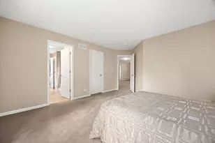 1657 Hickory Dr, Hoffman Estates, IL 60192 - Photo 39