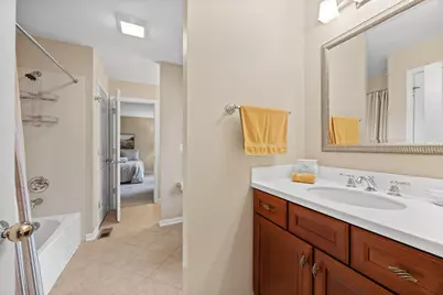 1657 Hickory Drive, Hoffman Estates, IL 60192 - Photo 35