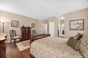 1657 Hickory Dr, Hoffman Estates, IL 60192 - Photo 21