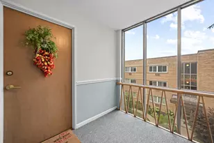 1933 Harrison St, Evanston, IL 60201 - Photo 3