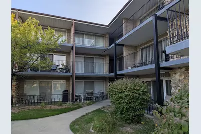 3177 W 115th Street #2W, Merrionette Park, IL 60803 - Photo 1