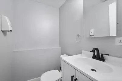 1652 W Montvale Avenue, Chicago, IL 60643 - Photo 11