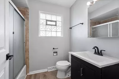 1652 W Montvale Avenue, Chicago, IL 60643 - Photo 9