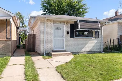 1652 W Montvale Avenue, Chicago, IL 60643 - Photo 1