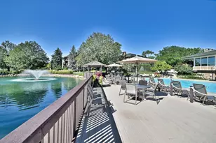 1 Oak Brook Club Dr, Oak Brook, IL 60523 - Photo 35