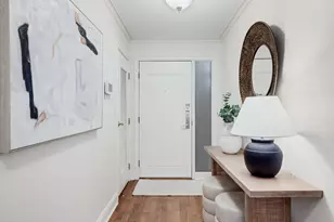 1 Oak Brook Club Dr, Oak Brook, IL 60523 - Photo 5