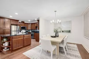 1 Oak Brook Club Dr, Oak Brook, IL 60523 - Photo 13