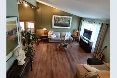 834 Shawnee Trail, Lake in the Hills, IL 60156 - Photo 17