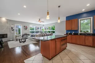 1901 W Division St, Chicago, IL 60622 - Photo 3