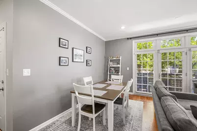 1123 W Grace Street #1E, Chicago, IL 60613 - Photo 5