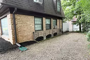 114 Hillside Ave, Barrington, IL 60010 - Photo 3
