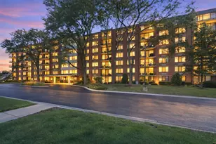 2000 St Regis Dr, Lombard, IL 60148 - Photo 1