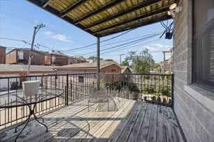 2425 W Arthington St, Chicago, IL 60612 - Photo 13