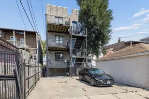 2425 W Arthington St, Chicago, IL 60612 - Photo 19