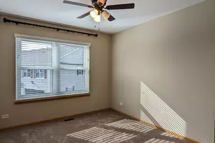 2257 Georgetown Cir, Aurora, IL 60503 - Photo 13
