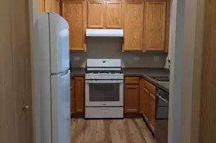 2257 Georgetown Cir, Aurora, IL 60503 - Photo 7