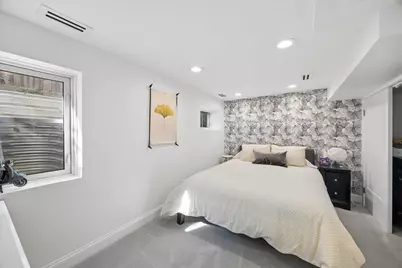 938 Mapleton Avenue, Oak Park, IL 60302 - Photo 21