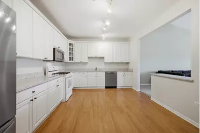 1500 S Ardmore Avenue #611, Villa Park, IL 60181 - Photo 7