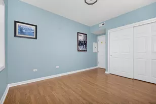 5555 N Cumberland Ave, Chicago, IL 60656 - Photo 17