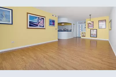 5555 N Cumberland Avenue #901, Chicago, IL 60656 - Photo 3