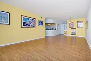 5555 N Cumberland Ave, Chicago, IL 60656 - Photo 3