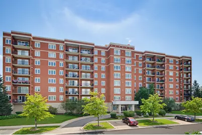 5555 N Cumberland Avenue #901, Chicago, IL 60656 - Photo 1