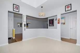 5555 N Cumberland Ave, Chicago, IL 60656 - Photo 9